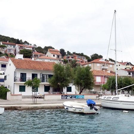 Waterfront Apartments Tisno Dış mekan fotoğraf